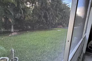 1000 NE 14th Ave, Hallandale Beach, FL 33009 - Photo 25