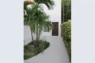 926 SW 10th Ave #Apt., Miami, FL 33130 - Photo 1