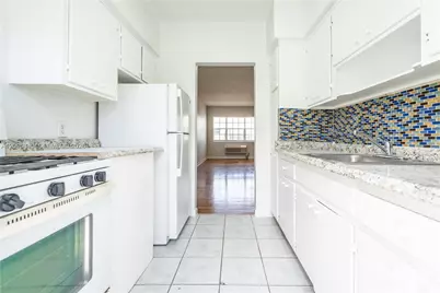 330 84th St #11, Miami Beach, FL 33141 - Photo 9
