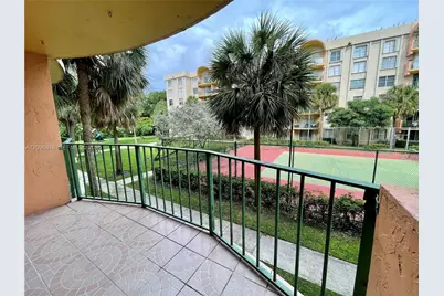 9310 Fontainebleau Blvd #207, Miami, FL 33172 - Photo 7