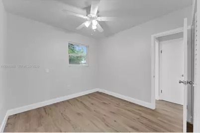 557 NE 63rd St #2, Miami, FL 33138 - Photo 5