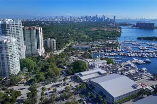 2627 S Bayshore Dr, Miami, FL 33133 - Photo 25