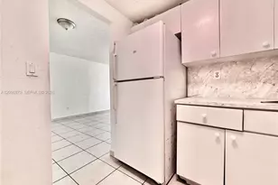 606 W 81st St, Hialeah, FL 33014 - Photo 3