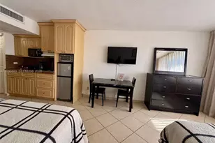 19201 Collins Ave, Sunny Isles Beach, FL 33160 - Photo 3
