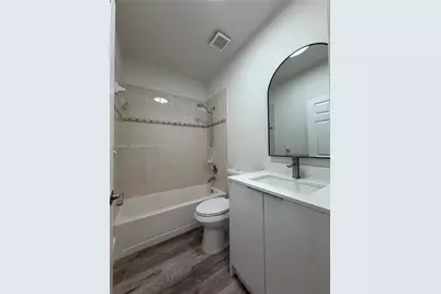 16528 SW 85th Ln, Miami, FL 33193 - Photo 15