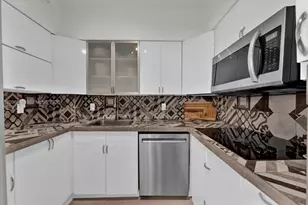 7441 Wayne Ave, Miami Beach, FL 33141 - Photo 11