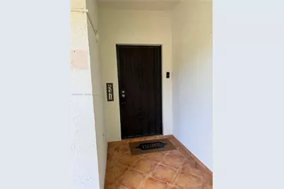 541 NE 199th Ln #2X, Miami, FL 33179 - Photo 3