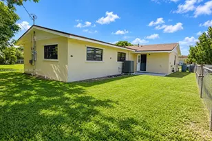 9741 SW 159th St, Miami, FL 33157 - Photo 7