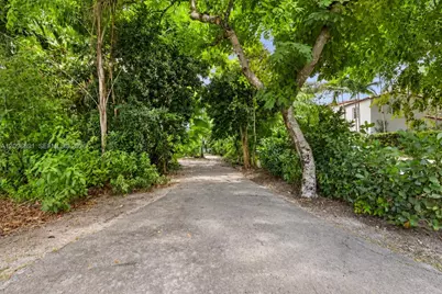 1140 Asturia Ave, Coral Gables, FL 33134 - Photo 19