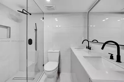 6039 Collins Ave #1736, Miami Beach, FL 33140 - Photo 43