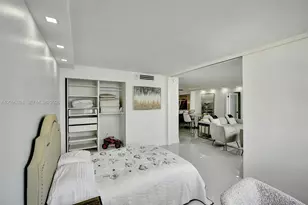 6039 Collins Ave, Miami Beach, FL 33140 - Photo 35