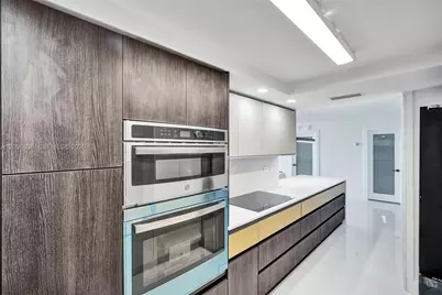 6039 Collins Ave #1736, Miami Beach, FL 33140 - Photo 23