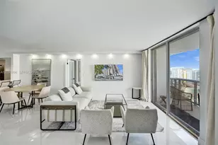 6039 Collins Ave, Miami Beach, FL 33140 - Photo 17