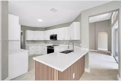 16210 SW 36th St, Miramar, FL 33027 - Photo 11