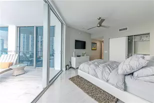 17301 Biscayne Blvd, North Miami Beach, FL 33160 - Photo 23