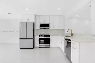 1339 NE 15th Ave, Fort Lauderdale, FL 33304 - Photo 11