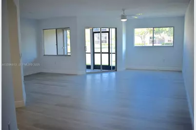 12550 SW 15th St #111E, Pembroke Pines, FL 33027 - Photo 1