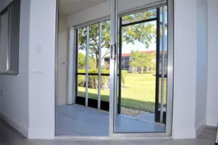 12550 SW 15th St, Pembroke Pines, FL 33027 - Photo 13