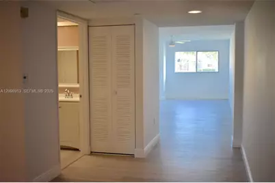 12550 SW 15th St #111E, Pembroke Pines, FL 33027 - Photo 5