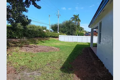 12971 SW 200th Ter, Miami, FL 33177 - Photo 35