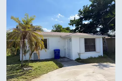 2542 Taft St, Hollywood, FL 33020 - Photo 1