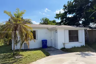 2542 Taft St, Hollywood, FL 33020 - Photo 1