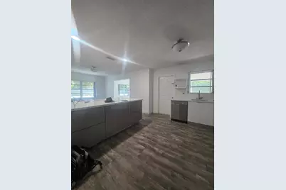 5869 SW 34th St, Miami, FL 33155 - Photo 17