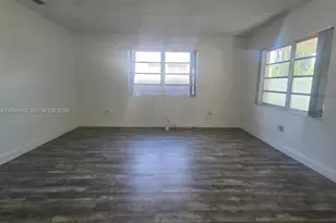 5869 SW 34th St, Miami, FL 33155 - Photo 7