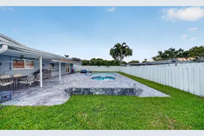 19850 SW 83rd Ave, Cutler Bay, FL 33189 - Photo 21