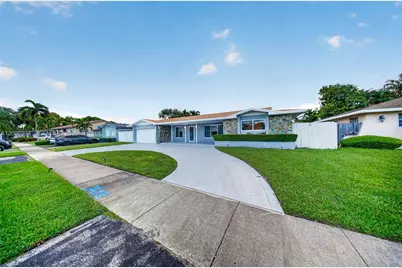 19850 SW 83rd Ave, Cutler Bay, FL 33189 - Photo 11