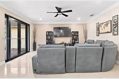 1073 Allamanda Way, Weston, FL 33327 - Photo 21