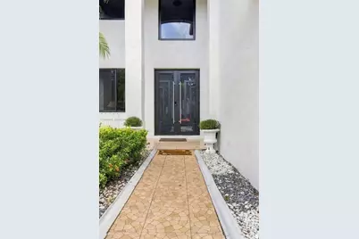 1073 Allamanda Way, Weston, FL 33327 - Photo 7