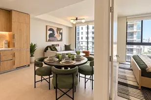 11 NE 6th St, Miami, FL 33132 - Photo 9