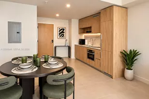 11 NE 6th St, Miami, FL 33132 - Photo 5
