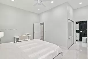 9995 NW 131st St, Hialeah Gardens, FL 33018 - Photo 29