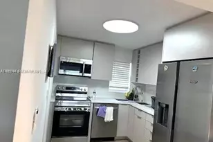 8900 Washington Blvd, Pembroke Pines, FL 33025 - Photo 1