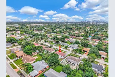 1135 NW 109th St, Miami, FL 33168 - Photo 43