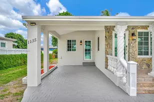 1135 NW 109th St, Miami, FL 33168 - Photo 5