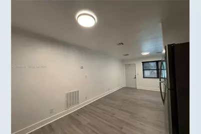 510 NE 4th Ave #510, Hallandale Beach, FL 33009 - Photo 15
