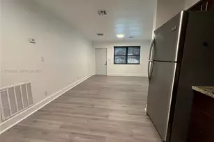 510 NE 4th Ave, Hallandale Beach, FL 33009 - Photo 13