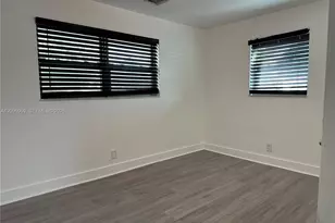 510 NE 4th Ave, Hallandale Beach, FL 33009 - Photo 21