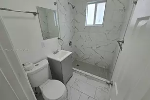 535 NW 7th St, Miami, FL 33136 - Photo 19
