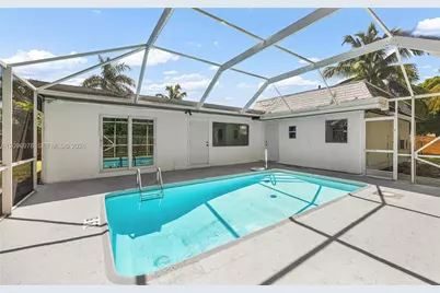 417 SW 1st Ave, Boynton Beach, FL 33435 - Photo 3
