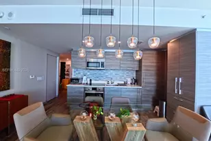 650 NE 32nd St, Miami, FL 33137 - Photo 9