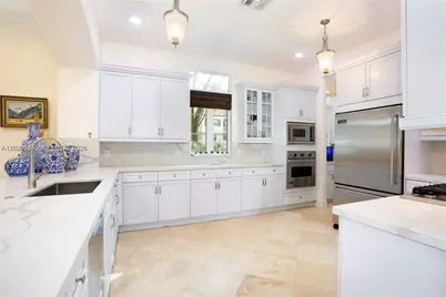 10195 SW 75th Pl, Pinecrest, FL 33156 - Photo 11