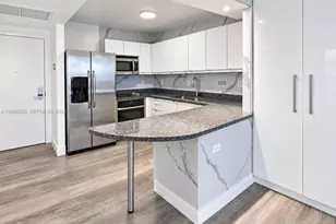 2301 Collins Ave, Miami Beach, FL 33139 - Photo 19