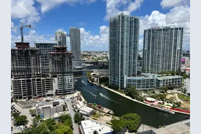 68 SE 6th St #2412, Miami, FL 33131 - Photo 9