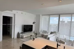 68 SE 6th St, Miami, FL 33131 - Photo 5