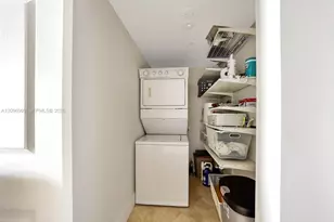 2951 S Bayshore Dr, Miami, FL 33133 - Photo 15