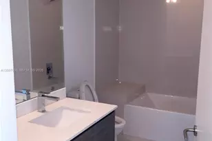 460 NE 28th St, Miami, FL 33137 - Photo 17